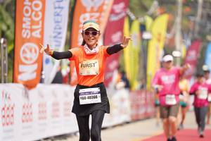 BIB: 40366
                            <button type="button" onclick="openModal(9866656)" class="btn btn-primary btn-sm float-right btn-popup" data-toggle="modal" data-target=".modal-high-quality">
                        <i class="fas fa-shopping-cart"></i> Add to Cart
                    </button>
                                            <button type="button" onclick="isThisMe(9866656, true)" class="btn btn-success btn-sm float-right btn-popup btn-isme hidden" data-toggle="tooltip" data-placement="bottom" title="นี่คือรูปของคุณใช่ไหม คลิกที่นี่เพื่อเอาเข้าอัลบั้ม">
                        <i class="fas fa-plus"></i> Add to album
                    </button>
                    <button type="button" onclick="isThisMe(9866656, false)" class="btn btn-warning btn-sm float-right btn-popup btn-isnotme hidden">
                        <i class="fas fa-ban"></i> Remove from album
                    </button>