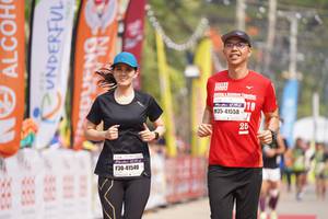 BIB: 018, 41558, 41540
                            <button type="button" onclick="openModal(9867261)" class="btn btn-primary btn-sm float-right btn-popup" data-toggle="modal" data-target=".modal-high-quality">
                        <i class="fas fa-shopping-cart"></i> Add to Cart
                    </button>
                                            <button type="button" onclick="isThisMe(9867261, true)" class="btn btn-success btn-sm float-right btn-popup btn-isme hidden" data-toggle="tooltip" data-placement="bottom" title="นี่คือรูปของคุณใช่ไหม คลิกที่นี่เพื่อเอาเข้าอัลบั้ม">
                        <i class="fas fa-plus"></i> Add to album
                    </button>
                    <button type="button" onclick="isThisMe(9867261, false)" class="btn btn-warning btn-sm float-right btn-popup btn-isnotme hidden">
                        <i class="fas fa-ban"></i> Remove from album
                    </button>