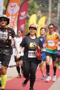 BIB: 42123
                            <button type="button" onclick="openModal(9865922)" class="btn btn-primary btn-sm float-right btn-popup" data-toggle="modal" data-target=".modal-high-quality">
                        <i class="fas fa-shopping-cart"></i> Add to Cart
                    </button>
                                            <button type="button" onclick="isThisMe(9865922, true)" class="btn btn-success btn-sm float-right btn-popup btn-isme hidden" data-toggle="tooltip" data-placement="bottom" title="นี่คือรูปของคุณใช่ไหม คลิกที่นี่เพื่อเอาเข้าอัลบั้ม">
                        <i class="fas fa-plus"></i> Add to album
                    </button>
                    <button type="button" onclick="isThisMe(9865922, false)" class="btn btn-warning btn-sm float-right btn-popup btn-isnotme hidden">
                        <i class="fas fa-ban"></i> Remove from album
                    </button>