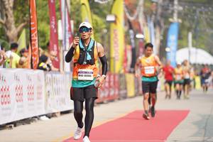 BIB: 46966
                            <button type="button" onclick="openModal(9867995)" class="btn btn-primary btn-sm float-right btn-popup" data-toggle="modal" data-target=".modal-high-quality">
                        <i class="fas fa-shopping-cart"></i> Add to Cart
                    </button>
                                            <button type="button" onclick="isThisMe(9867995, true)" class="btn btn-success btn-sm float-right btn-popup btn-isme hidden" data-toggle="tooltip" data-placement="bottom" title="นี่คือรูปของคุณใช่ไหม คลิกที่นี่เพื่อเอาเข้าอัลบั้ม">
                        <i class="fas fa-plus"></i> Add to album
                    </button>
                    <button type="button" onclick="isThisMe(9867995, false)" class="btn btn-warning btn-sm float-right btn-popup btn-isnotme hidden">
                        <i class="fas fa-ban"></i> Remove from album
                    </button>