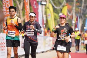 BIB: 40518, 40948, 45525
                            <button type="button" onclick="openModal(9866243)" class="btn btn-primary btn-sm float-right btn-popup" data-toggle="modal" data-target=".modal-high-quality">
                        <i class="fas fa-shopping-cart"></i> Add to Cart
                    </button>
                                            <button type="button" onclick="isThisMe(9866243, true)" class="btn btn-success btn-sm float-right btn-popup btn-isme hidden" data-toggle="tooltip" data-placement="bottom" title="นี่คือรูปของคุณใช่ไหม คลิกที่นี่เพื่อเอาเข้าอัลบั้ม">
                        <i class="fas fa-plus"></i> Add to album
                    </button>
                    <button type="button" onclick="isThisMe(9866243, false)" class="btn btn-warning btn-sm float-right btn-popup btn-isnotme hidden">
                        <i class="fas fa-ban"></i> Remove from album
                    </button>