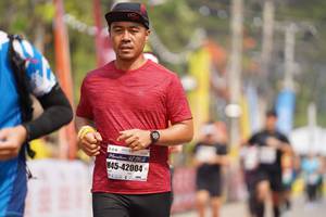 BIB: 42195, 42004
                            <button type="button" onclick="openModal(9868063)" class="btn btn-primary btn-sm float-right btn-popup" data-toggle="modal" data-target=".modal-high-quality">
                        <i class="fas fa-shopping-cart"></i> Add to Cart
                    </button>
                                            <button type="button" onclick="isThisMe(9868063, true)" class="btn btn-success btn-sm float-right btn-popup btn-isme hidden" data-toggle="tooltip" data-placement="bottom" title="นี่คือรูปของคุณใช่ไหม คลิกที่นี่เพื่อเอาเข้าอัลบั้ม">
                        <i class="fas fa-plus"></i> Add to album
                    </button>
                    <button type="button" onclick="isThisMe(9868063, false)" class="btn btn-warning btn-sm float-right btn-popup btn-isnotme hidden">
                        <i class="fas fa-ban"></i> Remove from album
                    </button>