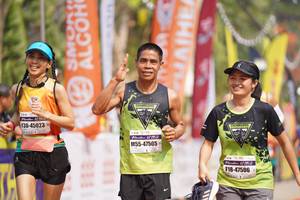 BIB: 45023, 47505, 47506
                            <button type="button" onclick="openModal(9867306)" class="btn btn-primary btn-sm float-right btn-popup" data-toggle="modal" data-target=".modal-high-quality">
                        <i class="fas fa-shopping-cart"></i> Add to Cart
                    </button>
                                            <button type="button" onclick="isThisMe(9867306, true)" class="btn btn-success btn-sm float-right btn-popup btn-isme hidden" data-toggle="tooltip" data-placement="bottom" title="นี่คือรูปของคุณใช่ไหม คลิกที่นี่เพื่อเอาเข้าอัลบั้ม">
                        <i class="fas fa-plus"></i> Add to album
                    </button>
                    <button type="button" onclick="isThisMe(9867306, false)" class="btn btn-warning btn-sm float-right btn-popup btn-isnotme hidden">
                        <i class="fas fa-ban"></i> Remove from album
                    </button>