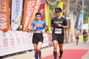 BIB: 45554
                            <button type="button" onclick="openModal(9867501)" class="btn btn-primary btn-sm float-right btn-popup" data-toggle="modal" data-target=".modal-high-quality">
                        <i class="fas fa-shopping-cart"></i> Add to Cart
                    </button>
                                            <button type="button" onclick="isThisMe(9867501, true)" class="btn btn-success btn-sm float-right btn-popup btn-isme hidden" data-toggle="tooltip" data-placement="bottom" title="นี่คือรูปของคุณใช่ไหม คลิกที่นี่เพื่อเอาเข้าอัลบั้ม">
                        <i class="fas fa-plus"></i> Add to album
                    </button>
                    <button type="button" onclick="isThisMe(9867501, false)" class="btn btn-warning btn-sm float-right btn-popup btn-isnotme hidden">
                        <i class="fas fa-ban"></i> Remove from album
                    </button>