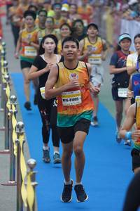 BIB: 81005
                            <button type="button" onclick="openModal(7321717)" class="btn btn-primary btn-sm float-right btn-popup" data-toggle="modal" data-target=".modal-high-quality">
                        <i class="fas fa-shopping-cart"></i> Add to Cart
                    </button>
                                            <button type="button" onclick="isThisMe(7321717, true)" class="btn btn-success btn-sm float-right btn-popup btn-isme hidden" data-toggle="tooltip" data-placement="bottom" title="นี่คือรูปของคุณใช่ไหม คลิกที่นี่เพื่อเอาเข้าอัลบั้ม">
                        <i class="fas fa-plus"></i> Add to album
                    </button>
                    <button type="button" onclick="isThisMe(7321717, false)" class="btn btn-warning btn-sm float-right btn-popup btn-isnotme hidden">
                        <i class="fas fa-ban"></i> Remove from album
                    </button>