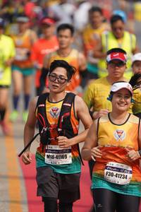 BIB: 41169, 41234
                            <button type="button" onclick="openModal(7882439)" class="btn btn-primary btn-sm float-right btn-popup" data-toggle="modal" data-target=".modal-high-quality">
                        <i class="fas fa-shopping-cart"></i> Add to Cart
                    </button>
                                            <button type="button" onclick="isThisMe(7882439, true)" class="btn btn-success btn-sm float-right btn-popup btn-isme hidden" data-toggle="tooltip" data-placement="bottom" title="นี่คือรูปของคุณใช่ไหม คลิกที่นี่เพื่อเอาเข้าอัลบั้ม">
                        <i class="fas fa-plus"></i> Add to album
                    </button>
                    <button type="button" onclick="isThisMe(7882439, false)" class="btn btn-warning btn-sm float-right btn-popup btn-isnotme hidden">
                        <i class="fas fa-ban"></i> Remove from album
                    </button>