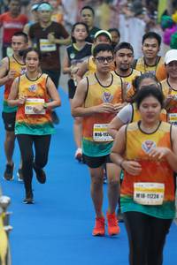 BIB: 112, 11224
                            <button type="button" onclick="openModal(7320186)" class="btn btn-primary btn-sm float-right btn-popup" data-toggle="modal" data-target=".modal-high-quality">
                        <i class="fas fa-shopping-cart"></i> Add to Cart
                    </button>
                                            <button type="button" onclick="isThisMe(7320186, true)" class="btn btn-success btn-sm float-right btn-popup btn-isme hidden" data-toggle="tooltip" data-placement="bottom" title="นี่คือรูปของคุณใช่ไหม คลิกที่นี่เพื่อเอาเข้าอัลบั้ม">
                        <i class="fas fa-plus"></i> Add to album
                    </button>
                    <button type="button" onclick="isThisMe(7320186, false)" class="btn btn-warning btn-sm float-right btn-popup btn-isnotme hidden">
                        <i class="fas fa-ban"></i> Remove from album
                    </button>