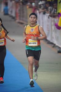 BIB: 0194, 10759
                            <button type="button" onclick="openModal(7301696)" class="btn btn-primary btn-sm float-right btn-popup" data-toggle="modal" data-target=".modal-high-quality">
                        <i class="fas fa-shopping-cart"></i> Add to Cart
                    </button>
                                            <button type="button" onclick="isThisMe(7301696, true)" class="btn btn-success btn-sm float-right btn-popup btn-isme hidden" data-toggle="tooltip" data-placement="bottom" title="นี่คือรูปของคุณใช่ไหม คลิกที่นี่เพื่อเอาเข้าอัลบั้ม">
                        <i class="fas fa-plus"></i> Add to album
                    </button>
                    <button type="button" onclick="isThisMe(7301696, false)" class="btn btn-warning btn-sm float-right btn-popup btn-isnotme hidden">
                        <i class="fas fa-ban"></i> Remove from album
                    </button>