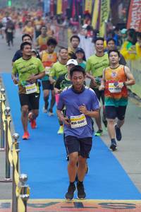 BIB: 15442
                            <button type="button" onclick="openModal(7313918)" class="btn btn-primary btn-sm float-right btn-popup" data-toggle="modal" data-target=".modal-high-quality">
                        <i class="fas fa-shopping-cart"></i> Add to Cart
                    </button>
                                            <button type="button" onclick="isThisMe(7313918, true)" class="btn btn-success btn-sm float-right btn-popup btn-isme hidden" data-toggle="tooltip" data-placement="bottom" title="นี่คือรูปของคุณใช่ไหม คลิกที่นี่เพื่อเอาเข้าอัลบั้ม">
                        <i class="fas fa-plus"></i> Add to album
                    </button>
                    <button type="button" onclick="isThisMe(7313918, false)" class="btn btn-warning btn-sm float-right btn-popup btn-isnotme hidden">
                        <i class="fas fa-ban"></i> Remove from album
                    </button>