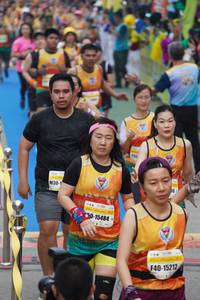 BIB: 15484, 15212
                            <button type="button" onclick="openModal(7353039)" class="btn btn-primary btn-sm float-right btn-popup" data-toggle="modal" data-target=".modal-high-quality">
                        <i class="fas fa-shopping-cart"></i> Add to Cart
                    </button>
                                            <button type="button" onclick="isThisMe(7353039, true)" class="btn btn-success btn-sm float-right btn-popup btn-isme hidden" data-toggle="tooltip" data-placement="bottom" title="นี่คือรูปของคุณใช่ไหม คลิกที่นี่เพื่อเอาเข้าอัลบั้ม">
                        <i class="fas fa-plus"></i> Add to album
                    </button>
                    <button type="button" onclick="isThisMe(7353039, false)" class="btn btn-warning btn-sm float-right btn-popup btn-isnotme hidden">
                        <i class="fas fa-ban"></i> Remove from album
                    </button>