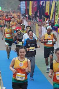 BIB: 25828, 104
                            <button type="button" onclick="openModal(7314052)" class="btn btn-primary btn-sm float-right btn-popup" data-toggle="modal" data-target=".modal-high-quality">
                        <i class="fas fa-shopping-cart"></i> Add to Cart
                    </button>
                                            <button type="button" onclick="isThisMe(7314052, true)" class="btn btn-success btn-sm float-right btn-popup btn-isme hidden" data-toggle="tooltip" data-placement="bottom" title="นี่คือรูปของคุณใช่ไหม คลิกที่นี่เพื่อเอาเข้าอัลบั้ม">
                        <i class="fas fa-plus"></i> Add to album
                    </button>
                    <button type="button" onclick="isThisMe(7314052, false)" class="btn btn-warning btn-sm float-right btn-popup btn-isnotme hidden">
                        <i class="fas fa-ban"></i> Remove from album
                    </button>