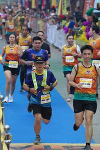 BIB: 18220, 598, 11091
                            <button type="button" onclick="openModal(7319490)" class="btn btn-primary btn-sm float-right btn-popup" data-toggle="modal" data-target=".modal-high-quality">
                        <i class="fas fa-shopping-cart"></i> Add to Cart
                    </button>
                                            <button type="button" onclick="isThisMe(7319490, true)" class="btn btn-success btn-sm float-right btn-popup btn-isme hidden" data-toggle="tooltip" data-placement="bottom" title="นี่คือรูปของคุณใช่ไหม คลิกที่นี่เพื่อเอาเข้าอัลบั้ม">
                        <i class="fas fa-plus"></i> Add to album
                    </button>
                    <button type="button" onclick="isThisMe(7319490, false)" class="btn btn-warning btn-sm float-right btn-popup btn-isnotme hidden">
                        <i class="fas fa-ban"></i> Remove from album
                    </button>