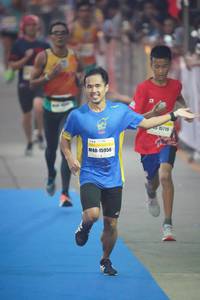 BIB: 15719, 15956
                            <button type="button" onclick="openModal(7301525)" class="btn btn-primary btn-sm float-right btn-popup" data-toggle="modal" data-target=".modal-high-quality">
                        <i class="fas fa-shopping-cart"></i> Add to Cart
                    </button>
                                            <button type="button" onclick="isThisMe(7301525, true)" class="btn btn-success btn-sm float-right btn-popup btn-isme hidden" data-toggle="tooltip" data-placement="bottom" title="นี่คือรูปของคุณใช่ไหม คลิกที่นี่เพื่อเอาเข้าอัลบั้ม">
                        <i class="fas fa-plus"></i> Add to album
                    </button>
                    <button type="button" onclick="isThisMe(7301525, false)" class="btn btn-warning btn-sm float-right btn-popup btn-isnotme hidden">
                        <i class="fas fa-ban"></i> Remove from album
                    </button>