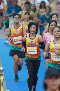 BIB: 10108, 10407
                            <button type="button" onclick="openModal(7324833)" class="btn btn-primary btn-sm float-right btn-popup" data-toggle="modal" data-target=".modal-high-quality">
                        <i class="fas fa-shopping-cart"></i> Add to Cart
                    </button>
                                            <button type="button" onclick="isThisMe(7324833, true)" class="btn btn-success btn-sm float-right btn-popup btn-isme hidden" data-toggle="tooltip" data-placement="bottom" title="นี่คือรูปของคุณใช่ไหม คลิกที่นี่เพื่อเอาเข้าอัลบั้ม">
                        <i class="fas fa-plus"></i> Add to album
                    </button>
                    <button type="button" onclick="isThisMe(7324833, false)" class="btn btn-warning btn-sm float-right btn-popup btn-isnotme hidden">
                        <i class="fas fa-ban"></i> Remove from album
                    </button>