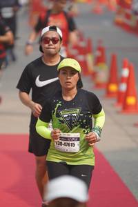 BIB: 195, 47615
                            <button type="button" onclick="openModal(7873323)" class="btn btn-primary btn-sm float-right btn-popup" data-toggle="modal" data-target=".modal-high-quality">
                        <i class="fas fa-shopping-cart"></i> Add to Cart
                    </button>
                                            <button type="button" onclick="isThisMe(7873323, true)" class="btn btn-success btn-sm float-right btn-popup btn-isme hidden" data-toggle="tooltip" data-placement="bottom" title="นี่คือรูปของคุณใช่ไหม คลิกที่นี่เพื่อเอาเข้าอัลบั้ม">
                        <i class="fas fa-plus"></i> Add to album
                    </button>
                    <button type="button" onclick="isThisMe(7873323, false)" class="btn btn-warning btn-sm float-right btn-popup btn-isnotme hidden">
                        <i class="fas fa-ban"></i> Remove from album
                    </button>