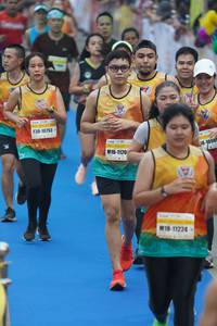 BIB: 10793, 1098, 1120
                            <button type="button" onclick="openModal(7320170)" class="btn btn-primary btn-sm float-right btn-popup" data-toggle="modal" data-target=".modal-high-quality">
                        <i class="fas fa-shopping-cart"></i> Add to Cart
                    </button>
                                            <button type="button" onclick="isThisMe(7320170, true)" class="btn btn-success btn-sm float-right btn-popup btn-isme hidden" data-toggle="tooltip" data-placement="bottom" title="นี่คือรูปของคุณใช่ไหม คลิกที่นี่เพื่อเอาเข้าอัลบั้ม">
                        <i class="fas fa-plus"></i> Add to album
                    </button>
                    <button type="button" onclick="isThisMe(7320170, false)" class="btn btn-warning btn-sm float-right btn-popup btn-isnotme hidden">
                        <i class="fas fa-ban"></i> Remove from album
                    </button>