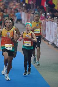 BIB: 119, 10014, 11176
                            <button type="button" onclick="openModal(7303857)" class="btn btn-primary btn-sm float-right btn-popup" data-toggle="modal" data-target=".modal-high-quality">
                        <i class="fas fa-shopping-cart"></i> Add to Cart
                    </button>
                                            <button type="button" onclick="isThisMe(7303857, true)" class="btn btn-success btn-sm float-right btn-popup btn-isme hidden" data-toggle="tooltip" data-placement="bottom" title="นี่คือรูปของคุณใช่ไหม คลิกที่นี่เพื่อเอาเข้าอัลบั้ม">
                        <i class="fas fa-plus"></i> Add to album
                    </button>
                    <button type="button" onclick="isThisMe(7303857, false)" class="btn btn-warning btn-sm float-right btn-popup btn-isnotme hidden">
                        <i class="fas fa-ban"></i> Remove from album
                    </button>