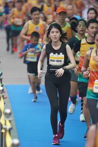 BIB: 11018
                            <button type="button" onclick="openModal(7342097)" class="btn btn-primary btn-sm float-right btn-popup" data-toggle="modal" data-target=".modal-high-quality">
                        <i class="fas fa-shopping-cart"></i> Add to Cart
                    </button>
                                            <button type="button" onclick="isThisMe(7342097, true)" class="btn btn-success btn-sm float-right btn-popup btn-isme hidden" data-toggle="tooltip" data-placement="bottom" title="นี่คือรูปของคุณใช่ไหม คลิกที่นี่เพื่อเอาเข้าอัลบั้ม">
                        <i class="fas fa-plus"></i> Add to album
                    </button>
                    <button type="button" onclick="isThisMe(7342097, false)" class="btn btn-warning btn-sm float-right btn-popup btn-isnotme hidden">
                        <i class="fas fa-ban"></i> Remove from album
                    </button>