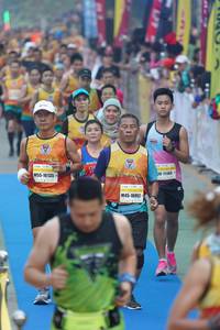 BIB: 160, 16135, 16952
                            <button type="button" onclick="openModal(7316562)" class="btn btn-primary btn-sm float-right btn-popup" data-toggle="modal" data-target=".modal-high-quality">
                        <i class="fas fa-shopping-cart"></i> Add to Cart
                    </button>
                                            <button type="button" onclick="isThisMe(7316562, true)" class="btn btn-success btn-sm float-right btn-popup btn-isme hidden" data-toggle="tooltip" data-placement="bottom" title="นี่คือรูปของคุณใช่ไหม คลิกที่นี่เพื่อเอาเข้าอัลบั้ม">
                        <i class="fas fa-plus"></i> Add to album
                    </button>
                    <button type="button" onclick="isThisMe(7316562, false)" class="btn btn-warning btn-sm float-right btn-popup btn-isnotme hidden">
                        <i class="fas fa-ban"></i> Remove from album
                    </button>