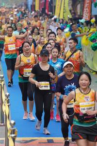 BIB: 1087, 16655, 6880, 1504
                            <button type="button" onclick="openModal(7351705)" class="btn btn-primary btn-sm float-right btn-popup" data-toggle="modal" data-target=".modal-high-quality">
                        <i class="fas fa-shopping-cart"></i> Add to Cart
                    </button>
                                            <button type="button" onclick="isThisMe(7351705, true)" class="btn btn-success btn-sm float-right btn-popup btn-isme hidden" data-toggle="tooltip" data-placement="bottom" title="นี่คือรูปของคุณใช่ไหม คลิกที่นี่เพื่อเอาเข้าอัลบั้ม">
                        <i class="fas fa-plus"></i> Add to album
                    </button>
                    <button type="button" onclick="isThisMe(7351705, false)" class="btn btn-warning btn-sm float-right btn-popup btn-isnotme hidden">
                        <i class="fas fa-ban"></i> Remove from album
                    </button>
