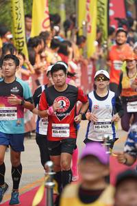 BIB: 48216, 47529, 41195
                            <button type="button" onclick="openModal(7730935)" class="btn btn-primary btn-sm float-right btn-popup" data-toggle="modal" data-target=".modal-high-quality">
                        <i class="fas fa-shopping-cart"></i> Add to Cart
                    </button>
                                            <button type="button" onclick="isThisMe(7730935, true)" class="btn btn-success btn-sm float-right btn-popup btn-isme hidden" data-toggle="tooltip" data-placement="bottom" title="นี่คือรูปของคุณใช่ไหม คลิกที่นี่เพื่อเอาเข้าอัลบั้ม">
                        <i class="fas fa-plus"></i> Add to album
                    </button>
                    <button type="button" onclick="isThisMe(7730935, false)" class="btn btn-warning btn-sm float-right btn-popup btn-isnotme hidden">
                        <i class="fas fa-ban"></i> Remove from album
                    </button>