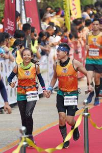 BIB: 45088, 45247
                            <button type="button" onclick="openModal(7765915)" class="btn btn-primary btn-sm float-right btn-popup" data-toggle="modal" data-target=".modal-high-quality">
                        <i class="fas fa-shopping-cart"></i> Add to Cart
                    </button>
                                            <button type="button" onclick="isThisMe(7765915, true)" class="btn btn-success btn-sm float-right btn-popup btn-isme hidden" data-toggle="tooltip" data-placement="bottom" title="นี่คือรูปของคุณใช่ไหม คลิกที่นี่เพื่อเอาเข้าอัลบั้ม">
                        <i class="fas fa-plus"></i> Add to album
                    </button>
                    <button type="button" onclick="isThisMe(7765915, false)" class="btn btn-warning btn-sm float-right btn-popup btn-isnotme hidden">
                        <i class="fas fa-ban"></i> Remove from album
                    </button>