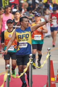 BIB: 47062, 41879
                            <button type="button" onclick="openModal(7759753)" class="btn btn-primary btn-sm float-right btn-popup" data-toggle="modal" data-target=".modal-high-quality">
                        <i class="fas fa-shopping-cart"></i> Add to Cart
                    </button>
                                            <button type="button" onclick="isThisMe(7759753, true)" class="btn btn-success btn-sm float-right btn-popup btn-isme hidden" data-toggle="tooltip" data-placement="bottom" title="นี่คือรูปของคุณใช่ไหม คลิกที่นี่เพื่อเอาเข้าอัลบั้ม">
                        <i class="fas fa-plus"></i> Add to album
                    </button>
                    <button type="button" onclick="isThisMe(7759753, false)" class="btn btn-warning btn-sm float-right btn-popup btn-isnotme hidden">
                        <i class="fas fa-ban"></i> Remove from album
                    </button>