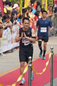 BIB: 46717
                            <button type="button" onclick="openModal(7723665)" class="btn btn-primary btn-sm float-right btn-popup" data-toggle="modal" data-target=".modal-high-quality">
                        <i class="fas fa-shopping-cart"></i> Add to Cart
                    </button>
                                            <button type="button" onclick="isThisMe(7723665, true)" class="btn btn-success btn-sm float-right btn-popup btn-isme hidden" data-toggle="tooltip" data-placement="bottom" title="นี่คือรูปของคุณใช่ไหม คลิกที่นี่เพื่อเอาเข้าอัลบั้ม">
                        <i class="fas fa-plus"></i> Add to album
                    </button>
                    <button type="button" onclick="isThisMe(7723665, false)" class="btn btn-warning btn-sm float-right btn-popup btn-isnotme hidden">
                        <i class="fas fa-ban"></i> Remove from album
                    </button>