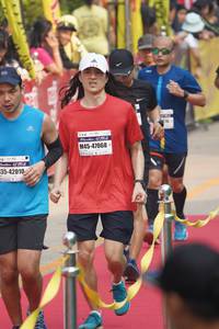 BIB: 47068, 42010
                            <button type="button" onclick="openModal(7811389)" class="btn btn-primary btn-sm float-right btn-popup" data-toggle="modal" data-target=".modal-high-quality">
                        <i class="fas fa-shopping-cart"></i> Add to Cart
                    </button>
                                            <button type="button" onclick="isThisMe(7811389, true)" class="btn btn-success btn-sm float-right btn-popup btn-isme hidden" data-toggle="tooltip" data-placement="bottom" title="นี่คือรูปของคุณใช่ไหม คลิกที่นี่เพื่อเอาเข้าอัลบั้ม">
                        <i class="fas fa-plus"></i> Add to album
                    </button>
                    <button type="button" onclick="isThisMe(7811389, false)" class="btn btn-warning btn-sm float-right btn-popup btn-isnotme hidden">
                        <i class="fas fa-ban"></i> Remove from album
                    </button>