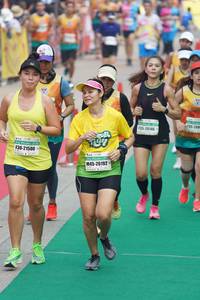 BIB: 20146, 21500, 26192
                            <button type="button" onclick="openModal(7691269)" class="btn btn-primary btn-sm float-right btn-popup" data-toggle="modal" data-target=".modal-high-quality">
                        <i class="fas fa-shopping-cart"></i> Add to Cart
                    </button>
                                            <button type="button" onclick="isThisMe(7691269, true)" class="btn btn-success btn-sm float-right btn-popup btn-isme hidden" data-toggle="tooltip" data-placement="bottom" title="นี่คือรูปของคุณใช่ไหม คลิกที่นี่เพื่อเอาเข้าอัลบั้ม">
                        <i class="fas fa-plus"></i> Add to album
                    </button>
                    <button type="button" onclick="isThisMe(7691269, false)" class="btn btn-warning btn-sm float-right btn-popup btn-isnotme hidden">
                        <i class="fas fa-ban"></i> Remove from album
                    </button>