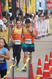 BIB: 47401, 42198
                            <button type="button" onclick="openModal(7687249)" class="btn btn-primary btn-sm float-right btn-popup" data-toggle="modal" data-target=".modal-high-quality">
                        <i class="fas fa-shopping-cart"></i> Add to Cart
                    </button>
                                            <button type="button" onclick="isThisMe(7687249, true)" class="btn btn-success btn-sm float-right btn-popup btn-isme hidden" data-toggle="tooltip" data-placement="bottom" title="นี่คือรูปของคุณใช่ไหม คลิกที่นี่เพื่อเอาเข้าอัลบั้ม">
                        <i class="fas fa-plus"></i> Add to album
                    </button>
                    <button type="button" onclick="isThisMe(7687249, false)" class="btn btn-warning btn-sm float-right btn-popup btn-isnotme hidden">
                        <i class="fas fa-ban"></i> Remove from album
                    </button>