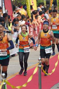 BIB: 45088, 45612, 45247
                            <button type="button" onclick="openModal(7764072)" class="btn btn-primary btn-sm float-right btn-popup" data-toggle="modal" data-target=".modal-high-quality">
                        <i class="fas fa-shopping-cart"></i> Add to Cart
                    </button>
                                            <button type="button" onclick="isThisMe(7764072, true)" class="btn btn-success btn-sm float-right btn-popup btn-isme hidden" data-toggle="tooltip" data-placement="bottom" title="นี่คือรูปของคุณใช่ไหม คลิกที่นี่เพื่อเอาเข้าอัลบั้ม">
                        <i class="fas fa-plus"></i> Add to album
                    </button>
                    <button type="button" onclick="isThisMe(7764072, false)" class="btn btn-warning btn-sm float-right btn-popup btn-isnotme hidden">
                        <i class="fas fa-ban"></i> Remove from album
                    </button>