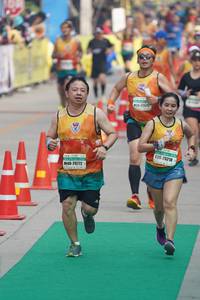 BIB: 25218, 26772
                            <button type="button" onclick="openModal(7685436)" class="btn btn-primary btn-sm float-right btn-popup" data-toggle="modal" data-target=".modal-high-quality">
                        <i class="fas fa-shopping-cart"></i> Add to Cart
                    </button>
                                            <button type="button" onclick="isThisMe(7685436, true)" class="btn btn-success btn-sm float-right btn-popup btn-isme hidden" data-toggle="tooltip" data-placement="bottom" title="นี่คือรูปของคุณใช่ไหม คลิกที่นี่เพื่อเอาเข้าอัลบั้ม">
                        <i class="fas fa-plus"></i> Add to album
                    </button>
                    <button type="button" onclick="isThisMe(7685436, false)" class="btn btn-warning btn-sm float-right btn-popup btn-isnotme hidden">
                        <i class="fas fa-ban"></i> Remove from album
                    </button>