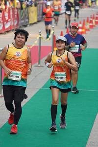 BIB: 26725, 20964, 22519
                            <button type="button" onclick="openModal(7748774)" class="btn btn-primary btn-sm float-right btn-popup" data-toggle="modal" data-target=".modal-high-quality">
                        <i class="fas fa-shopping-cart"></i> Add to Cart
                    </button>
                                            <button type="button" onclick="isThisMe(7748774, true)" class="btn btn-success btn-sm float-right btn-popup btn-isme hidden" data-toggle="tooltip" data-placement="bottom" title="นี่คือรูปของคุณใช่ไหม คลิกที่นี่เพื่อเอาเข้าอัลบั้ม">
                        <i class="fas fa-plus"></i> Add to album
                    </button>
                    <button type="button" onclick="isThisMe(7748774, false)" class="btn btn-warning btn-sm float-right btn-popup btn-isnotme hidden">
                        <i class="fas fa-ban"></i> Remove from album
                    </button>