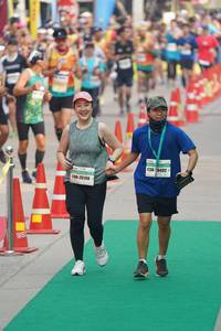 BIB: 70492, 20198
                            <button type="button" onclick="openModal(7795197)" class="btn btn-primary btn-sm float-right btn-popup" data-toggle="modal" data-target=".modal-high-quality">
                        <i class="fas fa-shopping-cart"></i> Add to Cart
                    </button>
                                            <button type="button" onclick="isThisMe(7795197, true)" class="btn btn-success btn-sm float-right btn-popup btn-isme hidden" data-toggle="tooltip" data-placement="bottom" title="นี่คือรูปของคุณใช่ไหม คลิกที่นี่เพื่อเอาเข้าอัลบั้ม">
                        <i class="fas fa-plus"></i> Add to album
                    </button>
                    <button type="button" onclick="isThisMe(7795197, false)" class="btn btn-warning btn-sm float-right btn-popup btn-isnotme hidden">
                        <i class="fas fa-ban"></i> Remove from album
                    </button>