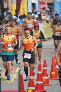 BIB: 46394, 45379
                            <button type="button" onclick="openModal(7777648)" class="btn btn-primary btn-sm float-right btn-popup" data-toggle="modal" data-target=".modal-high-quality">
                        <i class="fas fa-shopping-cart"></i> Add to Cart
                    </button>
                                            <button type="button" onclick="isThisMe(7777648, true)" class="btn btn-success btn-sm float-right btn-popup btn-isme hidden" data-toggle="tooltip" data-placement="bottom" title="นี่คือรูปของคุณใช่ไหม คลิกที่นี่เพื่อเอาเข้าอัลบั้ม">
                        <i class="fas fa-plus"></i> Add to album
                    </button>
                    <button type="button" onclick="isThisMe(7777648, false)" class="btn btn-warning btn-sm float-right btn-popup btn-isnotme hidden">
                        <i class="fas fa-ban"></i> Remove from album
                    </button>