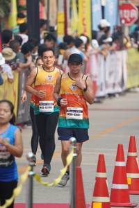 BIB: 42198, 41401
                            <button type="button" onclick="openModal(7687221)" class="btn btn-primary btn-sm float-right btn-popup" data-toggle="modal" data-target=".modal-high-quality">
                        <i class="fas fa-shopping-cart"></i> Add to Cart
                    </button>
                                            <button type="button" onclick="isThisMe(7687221, true)" class="btn btn-success btn-sm float-right btn-popup btn-isme hidden" data-toggle="tooltip" data-placement="bottom" title="นี่คือรูปของคุณใช่ไหม คลิกที่นี่เพื่อเอาเข้าอัลบั้ม">
                        <i class="fas fa-plus"></i> Add to album
                    </button>
                    <button type="button" onclick="isThisMe(7687221, false)" class="btn btn-warning btn-sm float-right btn-popup btn-isnotme hidden">
                        <i class="fas fa-ban"></i> Remove from album
                    </button>
