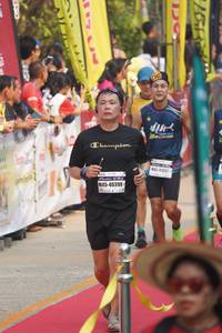 BIB: 418, 40399, 1902
                            <button type="button" onclick="openModal(7810832)" class="btn btn-primary btn-sm float-right btn-popup" data-toggle="modal" data-target=".modal-high-quality">
                        <i class="fas fa-shopping-cart"></i> Add to Cart
                    </button>
                                            <button type="button" onclick="isThisMe(7810832, true)" class="btn btn-success btn-sm float-right btn-popup btn-isme hidden" data-toggle="tooltip" data-placement="bottom" title="นี่คือรูปของคุณใช่ไหม คลิกที่นี่เพื่อเอาเข้าอัลบั้ม">
                        <i class="fas fa-plus"></i> Add to album
                    </button>
                    <button type="button" onclick="isThisMe(7810832, false)" class="btn btn-warning btn-sm float-right btn-popup btn-isnotme hidden">
                        <i class="fas fa-ban"></i> Remove from album
                    </button>