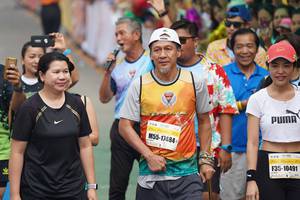BIB: 17484, 10491
                            <button type="button" onclick="openModal(7807388)" class="btn btn-primary btn-sm float-right btn-popup" data-toggle="modal" data-target=".modal-high-quality">
                        <i class="fas fa-shopping-cart"></i> Add to Cart
                    </button>
                                            <button type="button" onclick="isThisMe(7807388, true)" class="btn btn-success btn-sm float-right btn-popup btn-isme hidden" data-toggle="tooltip" data-placement="bottom" title="นี่คือรูปของคุณใช่ไหม คลิกที่นี่เพื่อเอาเข้าอัลบั้ม">
                        <i class="fas fa-plus"></i> Add to album
                    </button>
                    <button type="button" onclick="isThisMe(7807388, false)" class="btn btn-warning btn-sm float-right btn-popup btn-isnotme hidden">
                        <i class="fas fa-ban"></i> Remove from album
                    </button>