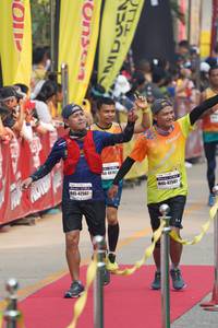 BIB: 4816, 42567, 42587
                            <button type="button" onclick="openModal(7771146)" class="btn btn-primary btn-sm float-right btn-popup" data-toggle="modal" data-target=".modal-high-quality">
                        <i class="fas fa-shopping-cart"></i> Add to Cart
                    </button>
                                            <button type="button" onclick="isThisMe(7771146, true)" class="btn btn-success btn-sm float-right btn-popup btn-isme hidden" data-toggle="tooltip" data-placement="bottom" title="นี่คือรูปของคุณใช่ไหม คลิกที่นี่เพื่อเอาเข้าอัลบั้ม">
                        <i class="fas fa-plus"></i> Add to album
                    </button>
                    <button type="button" onclick="isThisMe(7771146, false)" class="btn btn-warning btn-sm float-right btn-popup btn-isnotme hidden">
                        <i class="fas fa-ban"></i> Remove from album
                    </button>