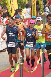 BIB: 48245, 45797, 41037
                            <button type="button" onclick="openModal(7810928)" class="btn btn-primary btn-sm float-right btn-popup" data-toggle="modal" data-target=".modal-high-quality">
                        <i class="fas fa-shopping-cart"></i> Add to Cart
                    </button>
                                            <button type="button" onclick="isThisMe(7810928, true)" class="btn btn-success btn-sm float-right btn-popup btn-isme hidden" data-toggle="tooltip" data-placement="bottom" title="นี่คือรูปของคุณใช่ไหม คลิกที่นี่เพื่อเอาเข้าอัลบั้ม">
                        <i class="fas fa-plus"></i> Add to album
                    </button>
                    <button type="button" onclick="isThisMe(7810928, false)" class="btn btn-warning btn-sm float-right btn-popup btn-isnotme hidden">
                        <i class="fas fa-ban"></i> Remove from album
                    </button>