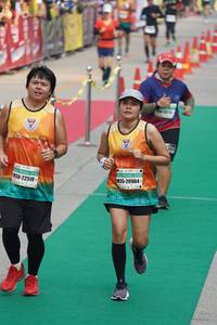 BIB: 20964, 22519
                            <button type="button" onclick="openModal(7748830)" class="btn btn-primary btn-sm float-right btn-popup" data-toggle="modal" data-target=".modal-high-quality">
                        <i class="fas fa-shopping-cart"></i> Add to Cart
                    </button>
                                            <button type="button" onclick="isThisMe(7748830, true)" class="btn btn-success btn-sm float-right btn-popup btn-isme hidden" data-toggle="tooltip" data-placement="bottom" title="นี่คือรูปของคุณใช่ไหม คลิกที่นี่เพื่อเอาเข้าอัลบั้ม">
                        <i class="fas fa-plus"></i> Add to album
                    </button>
                    <button type="button" onclick="isThisMe(7748830, false)" class="btn btn-warning btn-sm float-right btn-popup btn-isnotme hidden">
                        <i class="fas fa-ban"></i> Remove from album
                    </button>
