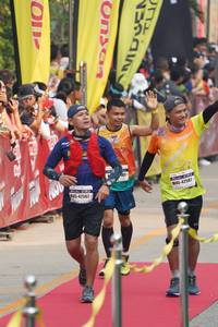 BIB: 42587, 42567
                            <button type="button" onclick="openModal(7773276)" class="btn btn-primary btn-sm float-right btn-popup" data-toggle="modal" data-target=".modal-high-quality">
                        <i class="fas fa-shopping-cart"></i> Add to Cart
                    </button>
                                            <button type="button" onclick="isThisMe(7773276, true)" class="btn btn-success btn-sm float-right btn-popup btn-isme hidden" data-toggle="tooltip" data-placement="bottom" title="นี่คือรูปของคุณใช่ไหม คลิกที่นี่เพื่อเอาเข้าอัลบั้ม">
                        <i class="fas fa-plus"></i> Add to album
                    </button>
                    <button type="button" onclick="isThisMe(7773276, false)" class="btn btn-warning btn-sm float-right btn-popup btn-isnotme hidden">
                        <i class="fas fa-ban"></i> Remove from album
                    </button>