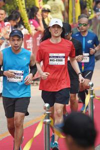 BIB: 47068, 42010
                            <button type="button" onclick="openModal(7811433)" class="btn btn-primary btn-sm float-right btn-popup" data-toggle="modal" data-target=".modal-high-quality">
                        <i class="fas fa-shopping-cart"></i> Add to Cart
                    </button>
                                            <button type="button" onclick="isThisMe(7811433, true)" class="btn btn-success btn-sm float-right btn-popup btn-isme hidden" data-toggle="tooltip" data-placement="bottom" title="นี่คือรูปของคุณใช่ไหม คลิกที่นี่เพื่อเอาเข้าอัลบั้ม">
                        <i class="fas fa-plus"></i> Add to album
                    </button>
                    <button type="button" onclick="isThisMe(7811433, false)" class="btn btn-warning btn-sm float-right btn-popup btn-isnotme hidden">
                        <i class="fas fa-ban"></i> Remove from album
                    </button>