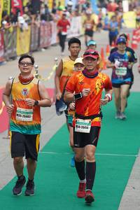 BIB: 26403, 26414
                            <button type="button" onclick="openModal(7686472)" class="btn btn-primary btn-sm float-right btn-popup" data-toggle="modal" data-target=".modal-high-quality">
                        <i class="fas fa-shopping-cart"></i> Add to Cart
                    </button>
                                            <button type="button" onclick="isThisMe(7686472, true)" class="btn btn-success btn-sm float-right btn-popup btn-isme hidden" data-toggle="tooltip" data-placement="bottom" title="นี่คือรูปของคุณใช่ไหม คลิกที่นี่เพื่อเอาเข้าอัลบั้ม">
                        <i class="fas fa-plus"></i> Add to album
                    </button>
                    <button type="button" onclick="isThisMe(7686472, false)" class="btn btn-warning btn-sm float-right btn-popup btn-isnotme hidden">
                        <i class="fas fa-ban"></i> Remove from album
                    </button>