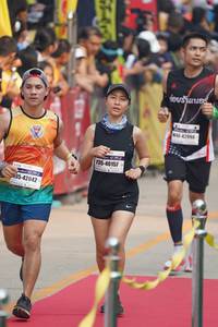 BIB: 47998, 40157, 42042
                            <button type="button" onclick="openModal(7749503)" class="btn btn-primary btn-sm float-right btn-popup" data-toggle="modal" data-target=".modal-high-quality">
                        <i class="fas fa-shopping-cart"></i> Add to Cart
                    </button>
                                            <button type="button" onclick="isThisMe(7749503, true)" class="btn btn-success btn-sm float-right btn-popup btn-isme hidden" data-toggle="tooltip" data-placement="bottom" title="นี่คือรูปของคุณใช่ไหม คลิกที่นี่เพื่อเอาเข้าอัลบั้ม">
                        <i class="fas fa-plus"></i> Add to album
                    </button>
                    <button type="button" onclick="isThisMe(7749503, false)" class="btn btn-warning btn-sm float-right btn-popup btn-isnotme hidden">
                        <i class="fas fa-ban"></i> Remove from album
                    </button>