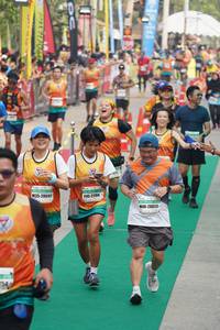 BIB: 28093, 2104, 28023
                            <button type="button" onclick="openModal(7724272)" class="btn btn-primary btn-sm float-right btn-popup" data-toggle="modal" data-target=".modal-high-quality">
                        <i class="fas fa-shopping-cart"></i> Add to Cart
                    </button>
                                            <button type="button" onclick="isThisMe(7724272, true)" class="btn btn-success btn-sm float-right btn-popup btn-isme hidden" data-toggle="tooltip" data-placement="bottom" title="นี่คือรูปของคุณใช่ไหม คลิกที่นี่เพื่อเอาเข้าอัลบั้ม">
                        <i class="fas fa-plus"></i> Add to album
                    </button>
                    <button type="button" onclick="isThisMe(7724272, false)" class="btn btn-warning btn-sm float-right btn-popup btn-isnotme hidden">
                        <i class="fas fa-ban"></i> Remove from album
                    </button>
