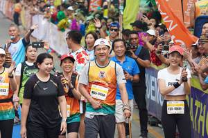 BIB: 17484, 1333, 10491
                            <button type="button" onclick="openModal(7807719)" class="btn btn-primary btn-sm float-right btn-popup" data-toggle="modal" data-target=".modal-high-quality">
                        <i class="fas fa-shopping-cart"></i> Add to Cart
                    </button>
                                            <button type="button" onclick="isThisMe(7807719, true)" class="btn btn-success btn-sm float-right btn-popup btn-isme hidden" data-toggle="tooltip" data-placement="bottom" title="นี่คือรูปของคุณใช่ไหม คลิกที่นี่เพื่อเอาเข้าอัลบั้ม">
                        <i class="fas fa-plus"></i> Add to album
                    </button>
                    <button type="button" onclick="isThisMe(7807719, false)" class="btn btn-warning btn-sm float-right btn-popup btn-isnotme hidden">
                        <i class="fas fa-ban"></i> Remove from album
                    </button>