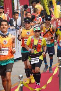 BIB: 5896, 42282, 40093
                            <button type="button" onclick="openModal(7811686)" class="btn btn-primary btn-sm float-right btn-popup" data-toggle="modal" data-target=".modal-high-quality">
                        <i class="fas fa-shopping-cart"></i> Add to Cart
                    </button>
                                            <button type="button" onclick="isThisMe(7811686, true)" class="btn btn-success btn-sm float-right btn-popup btn-isme hidden" data-toggle="tooltip" data-placement="bottom" title="นี่คือรูปของคุณใช่ไหม คลิกที่นี่เพื่อเอาเข้าอัลบั้ม">
                        <i class="fas fa-plus"></i> Add to album
                    </button>
                    <button type="button" onclick="isThisMe(7811686, false)" class="btn btn-warning btn-sm float-right btn-popup btn-isnotme hidden">
                        <i class="fas fa-ban"></i> Remove from album
                    </button>