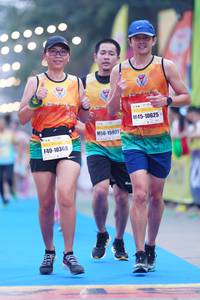BIB: 10625, 15927, 10368
                            <button type="button" onclick="openModal(9870014)" class="btn btn-primary btn-sm float-right btn-popup" data-toggle="modal" data-target=".modal-high-quality">
                        <i class="fas fa-shopping-cart"></i> Add to Cart
                    </button>
                                            <button type="button" onclick="isThisMe(9870014, true)" class="btn btn-success btn-sm float-right btn-popup btn-isme hidden" data-toggle="tooltip" data-placement="bottom" title="นี่คือรูปของคุณใช่ไหม คลิกที่นี่เพื่อเอาเข้าอัลบั้ม">
                        <i class="fas fa-plus"></i> Add to album
                    </button>
                    <button type="button" onclick="isThisMe(9870014, false)" class="btn btn-warning btn-sm float-right btn-popup btn-isnotme hidden">
                        <i class="fas fa-ban"></i> Remove from album
                    </button>